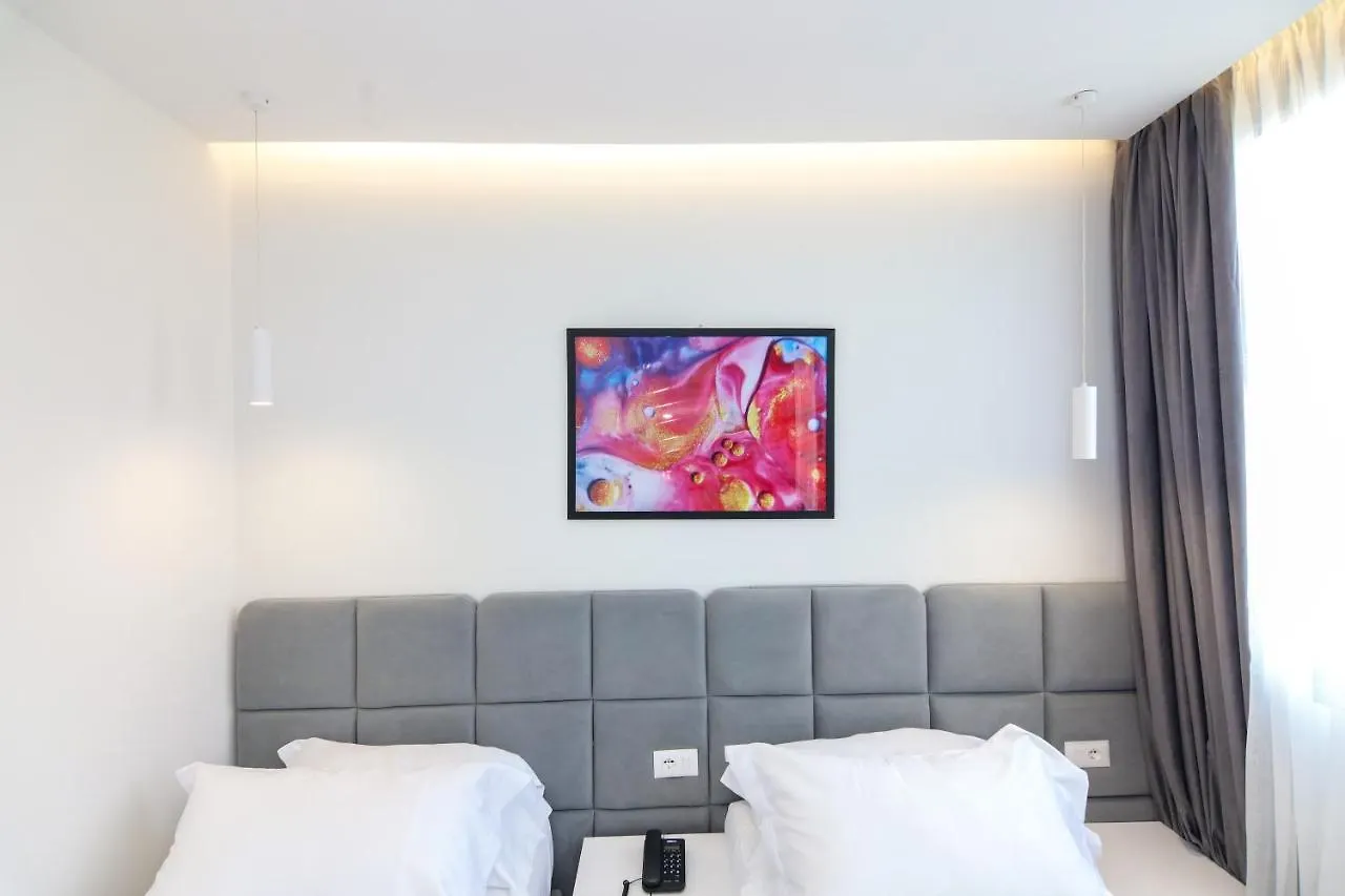 N Hotel City Center By Noshi Tirana