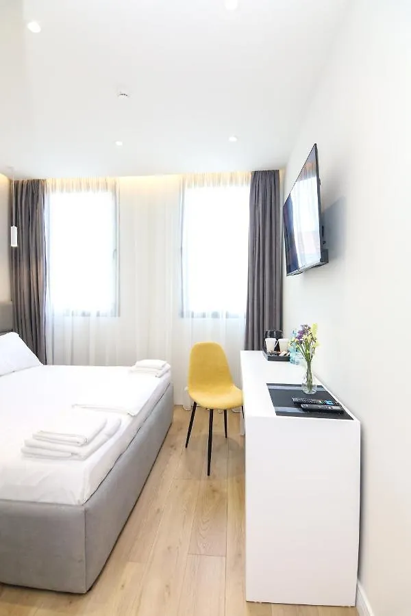 N Hotel City Center By Noshi Tirana